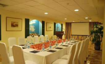 Mina Hotel