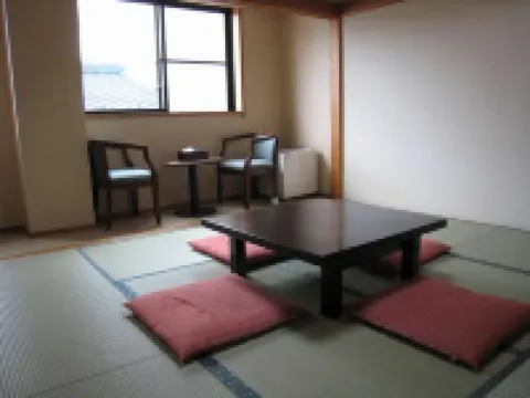 Misasa 鄰近JR湯本站的酒店