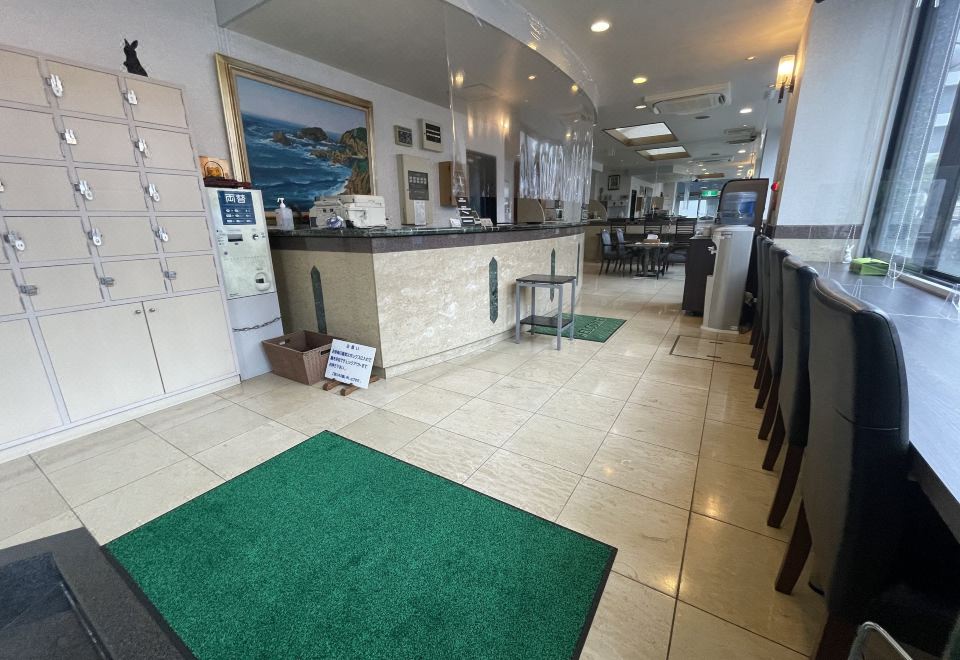 1. 호텔 크리스탈 ..