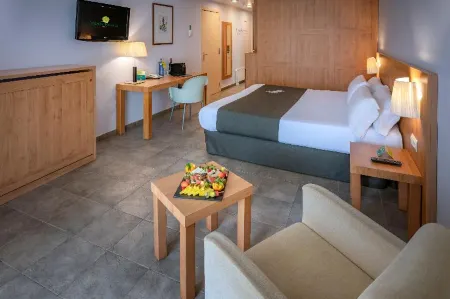 Vilar Rural de Sant Hilari Sacalm by Serhs Hotels Отели в г. Сант-Илари-Сакальм