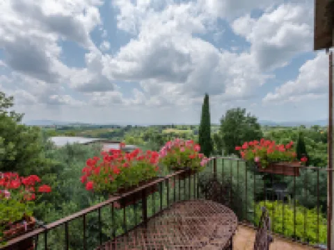 Bandiera Hotels in Cinigiano
