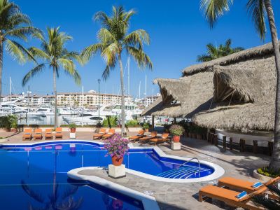 Flamingo Vallarta Hotel & Marina