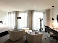 The Como Melbourne Hotels in Prahran