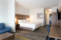 Holiday Inn Express & Suites Edmonton SW – Windermere