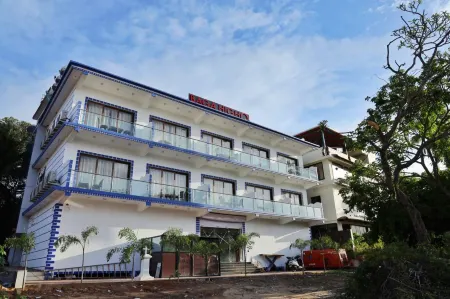 Hotel Baga Highq
