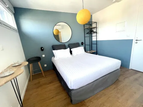 Demeure Rossini Cholet Centre Hotel a Andreze
