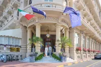 Grand Hotel Principe di Piemonte Viareggio Hotel in zona Mercatone Hao Li Lai