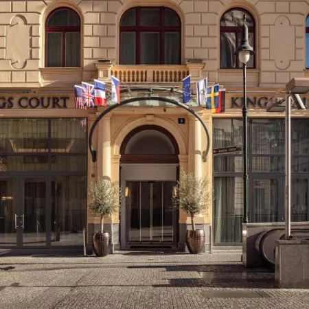 Hotel Kings Court