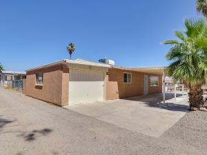 Riverfront Bullhead City Home w/ Mountain Views!