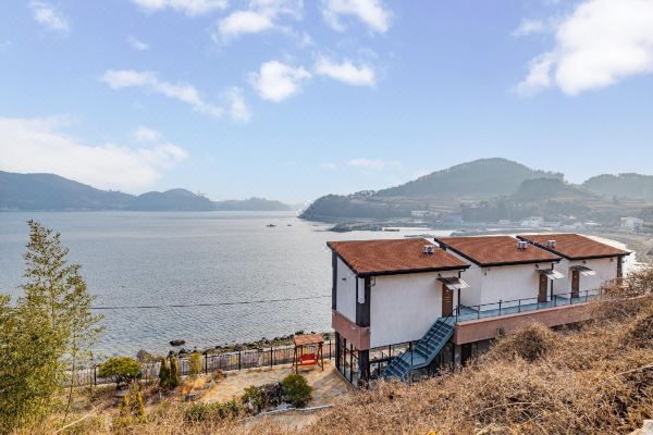 후피향스파팬션(Namhae Hwuphihyang Spa Pension)_4