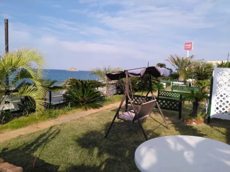 Pension le Passage Отели рядом со станцией JR Tottoridaigakumae Station