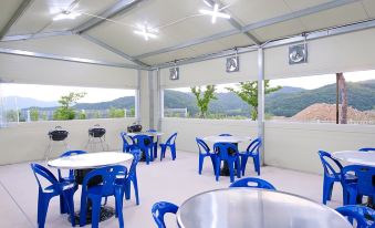 Gyeongju Tohamsan Rock Bed and Breakfast & Glamping