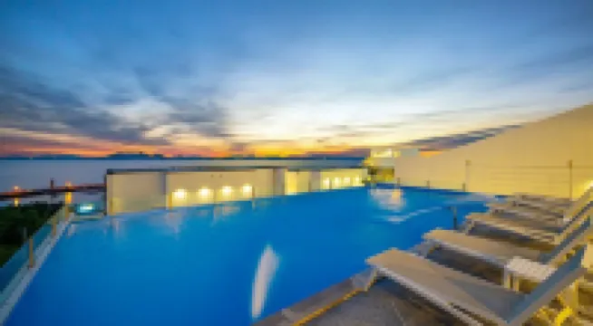 Sacheon Nine View Pool Villa