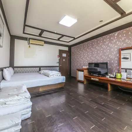 Muan Beach Hotel