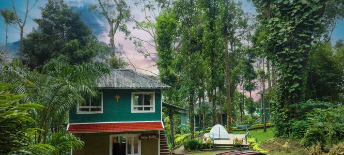 Blue Bells Resort by Maat Hotels Ξενοδοχεία στην πόλη Munnar