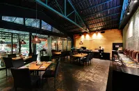 Ayar Jungle Resort - servizio colazione