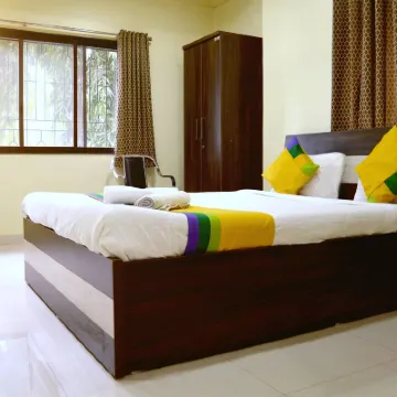 Hotel Bestow Inn Koregaon Park Pune -Near Osho Ashram Hotels near Osho Teerth Park