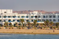 Coral Sun Beach Các khách sạn ở Qesm Al Qoseir