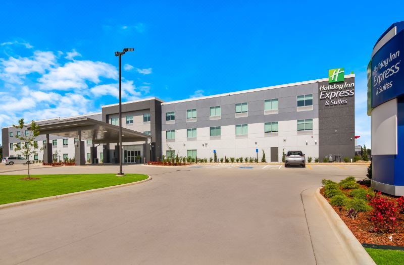 Holiday Inn Express & Suites Springdale - Fayetteville Area by IHG