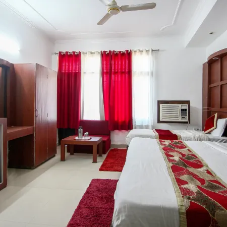 Hotel Katra Residency