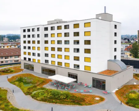 호텔 일유스터 - 어반 & 로컬 유스터 호텔