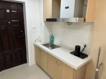 Pinghu Wua Homestay (Danghu West Road) Отели в г. Пинху