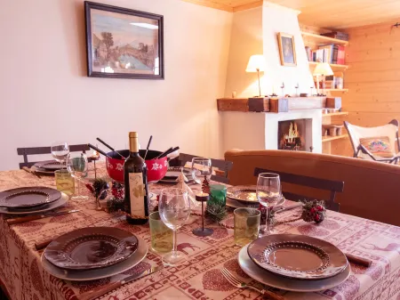 Le Mont Blanc 14 Отели в г. Эгль