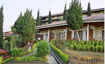 Bromo Cottages