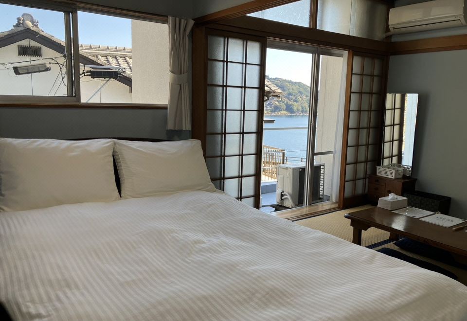 Hotel Oni No Sanpomichi의 독특한 외관이나 공용 공간