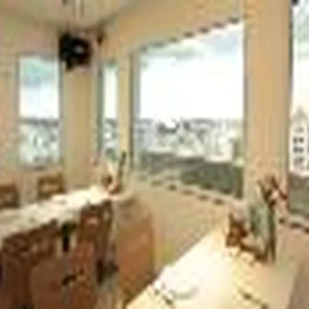 Hung Cuong Hotel