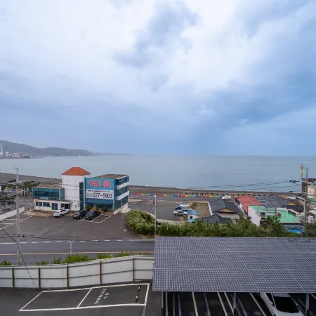 Ulsan Jeongja-Dong the Hill Отели рядом с достопримечательностью «Каменная балка Юпо»