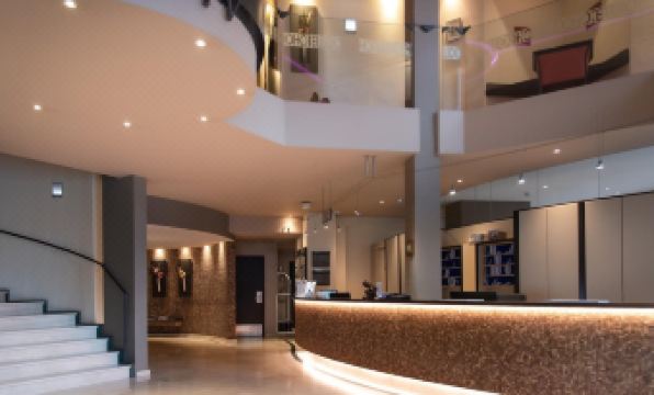 B&B HOTEL Mons Centre