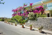 Dedalos Beach Hotel