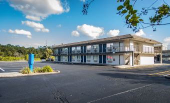 Motel 6 Kissimmee, FL - Orlando