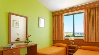 Apartamentos Monteparaiso - 2-Star