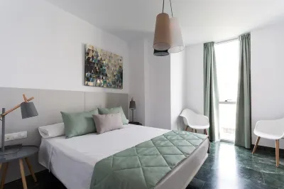 Wallada Centro Hotels near Estación De Córdoba Central (Ave)