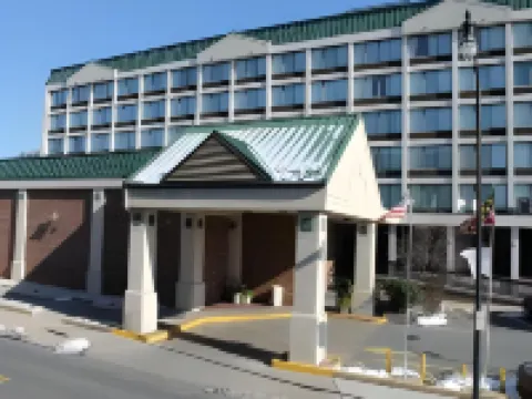 Ramada by Wyndham Cumberland Downtown Hotels in Cumberland