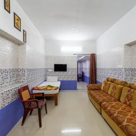 Sri Nandha Luxury Comforts