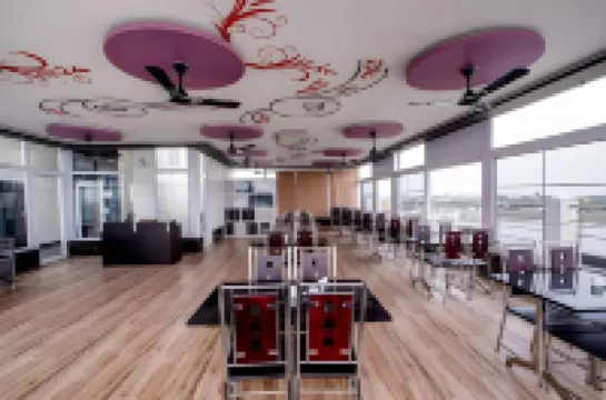 Crystal Lake  Suites