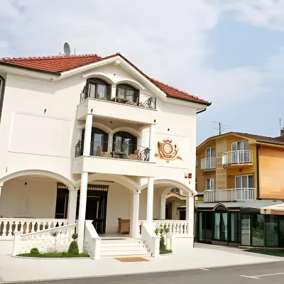 Hotel Villa Viktorija Hotels near Stara Ada
