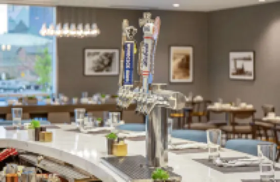 Cambria Hotel Niagara Falls