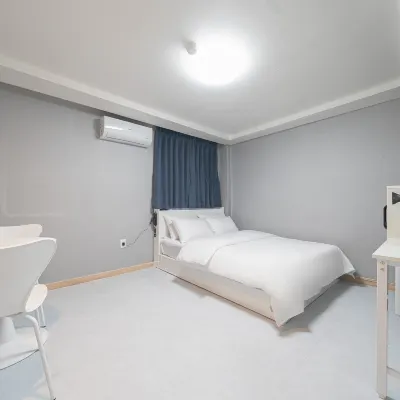 Stay in Pocheon Hotels near Buyeonsa Temple