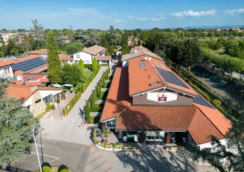 Best Western Plus Hotel Modena Resort Hotels in Magreta
