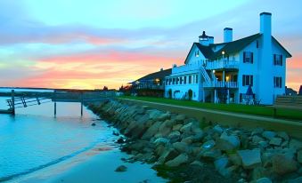 Lighthouse Inn Cape Cod