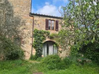 Tuscan Countryside Farm Charm by Sea N' Rent Hotel di Chiusdino