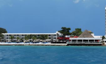 El Cid la Ceiba Beach