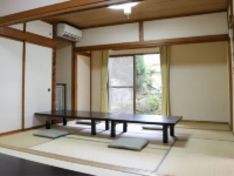 Aburaya Ryokan Hotel di Akiruno