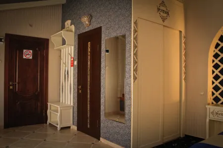 Бутик-отель «Променадъ» Отели рядом с достопримечательностью «М-галерея»