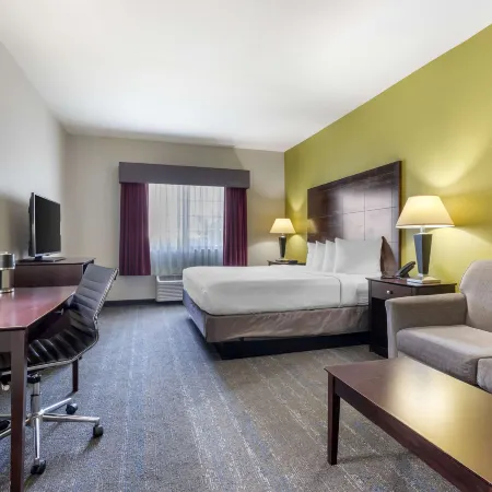 Best Western Plus Mansfield Inn Suites