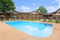 Baymont Inn and Suites by Wyndham Farmington, MO - breakfast